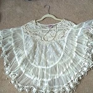 Overlay lace top
